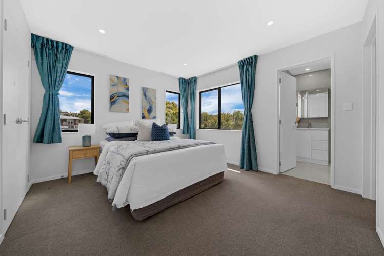 31B Meadway Sunnyhills_22