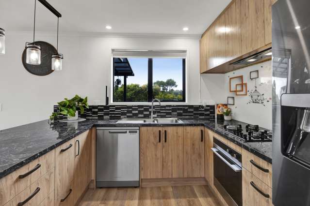 34B Honeyfield Drive Whalers Gate_2