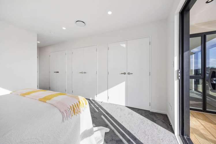 11 Mill Hill Close Flat Bush_16