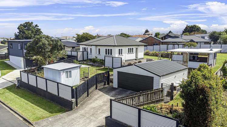18 Turnbull Crescent_0