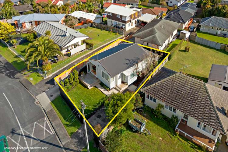 27 Kirrie Avenue Te Atatu South_36