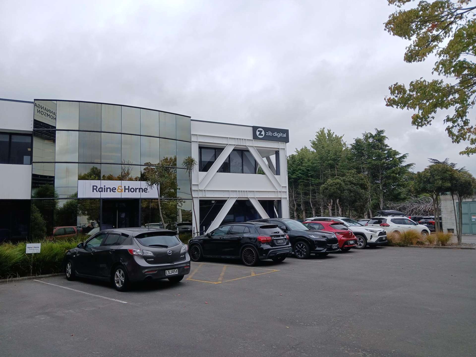 1 GF/585 Wairakei Road Burnside_0