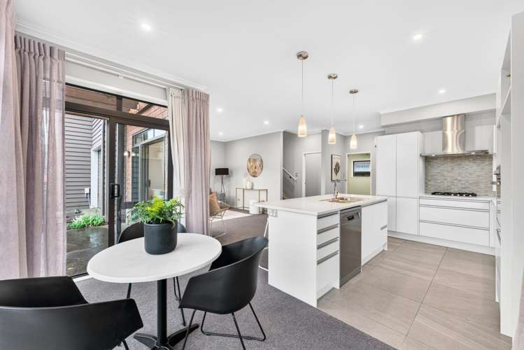 2 Poaka Road Hobsonville_11