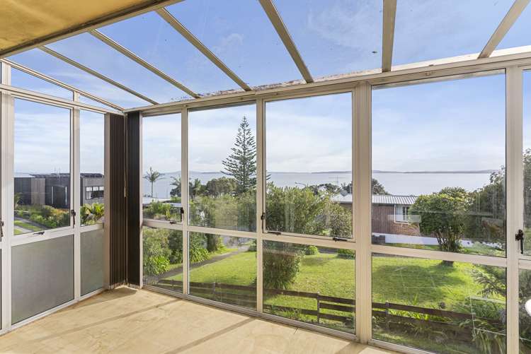 15 Alexander Avenue Maraetai_11