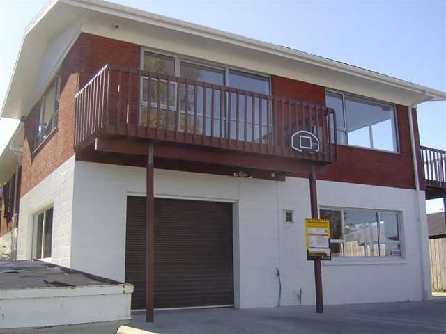 8 Cheval Drive Totara Vale_1