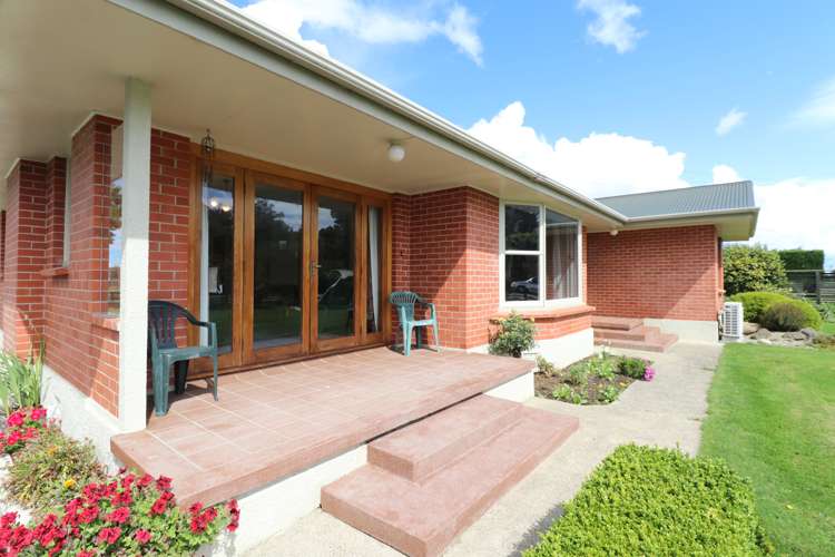 215 Findlay Road Ascot_47