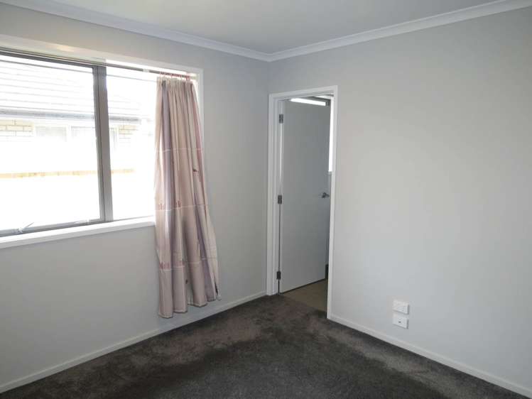 11 Captain Mitchell Drive Opaheke_6