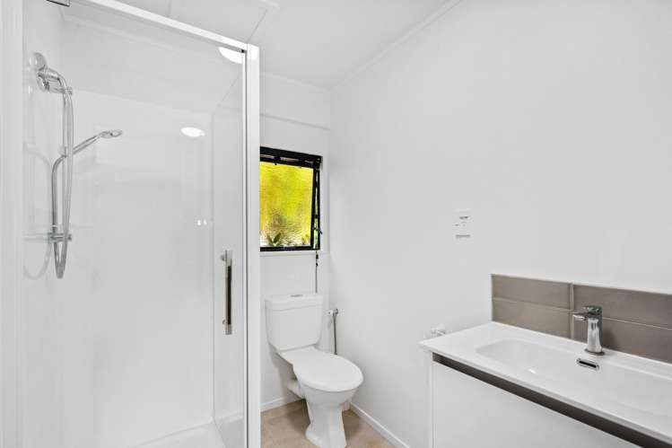 57 Weir Crescent Onerahi_29