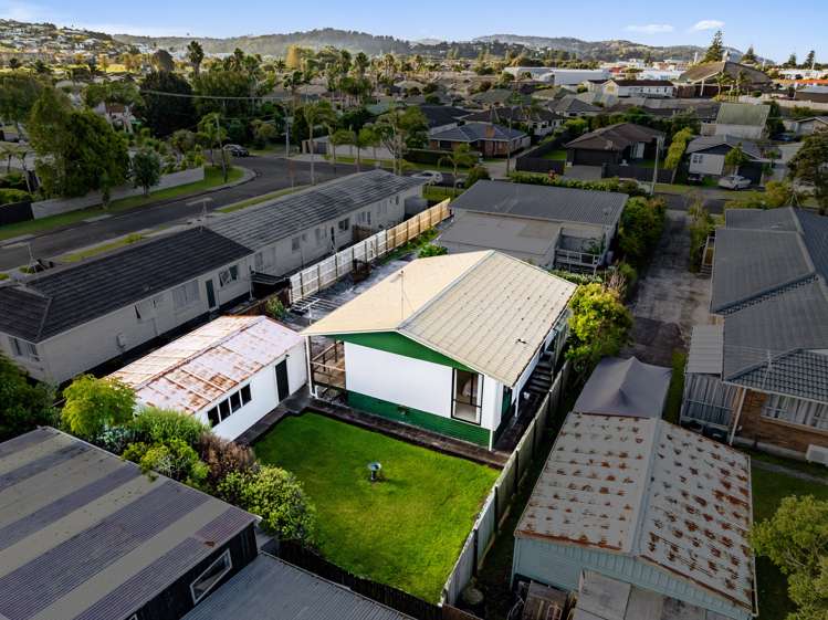 19b Doment Crescent Orewa_20