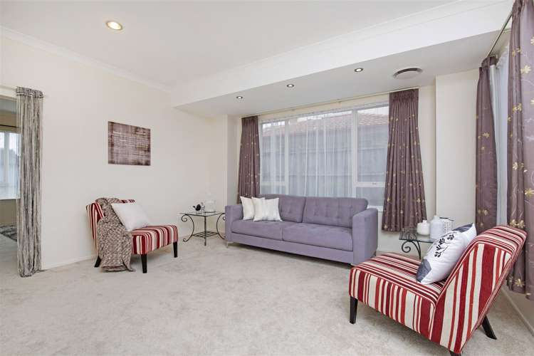 24 Kestev Drive Flat Bush_5