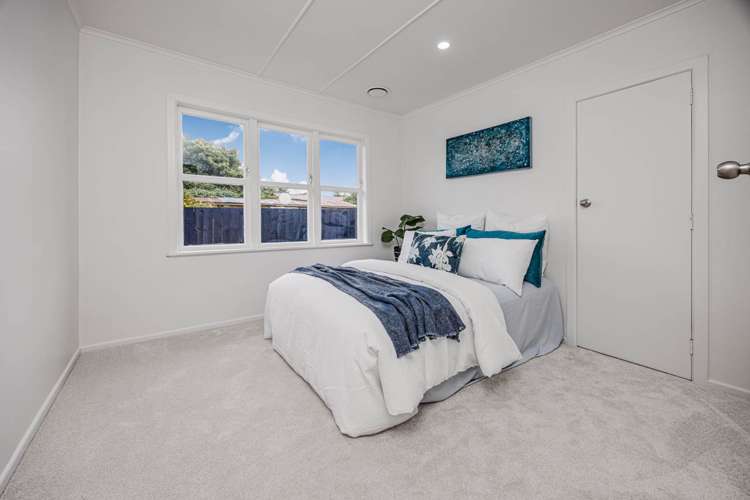 2/174 Russell Road Manurewa_16