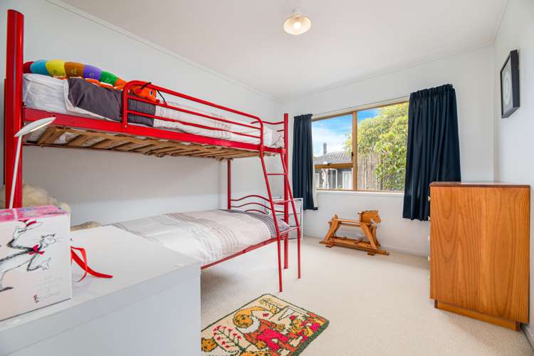 46 Spence Road Henderson_16