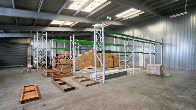 Savills | Functional Rosebank Warehouse & Office