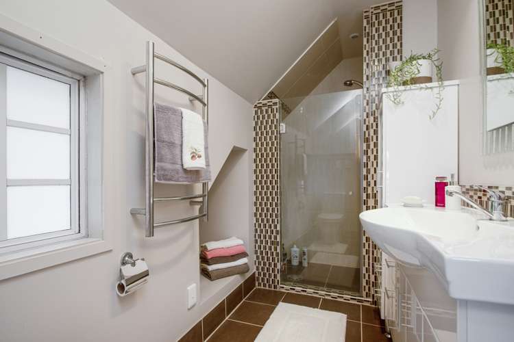 31 Laingfield Terrace Laingholm_14