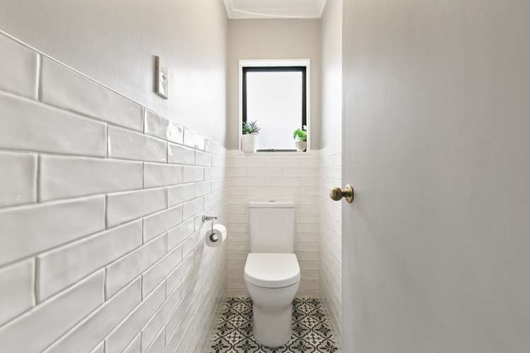 35 Pelorous Street Paparangi_12