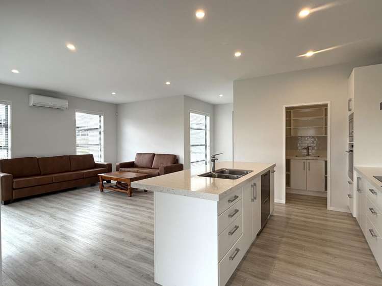 21 Matepu Crescent Pyes Pa_15