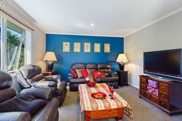 63 Waipunahau Road Waikanae_18