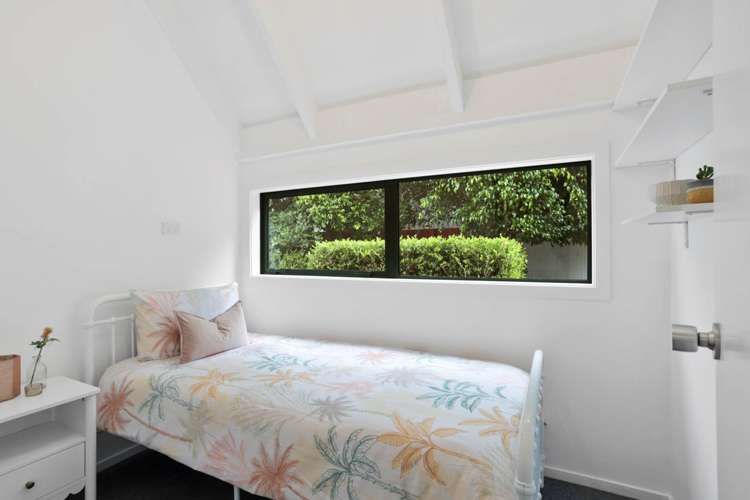 47 Nui Mana Place Te Atatu South_14