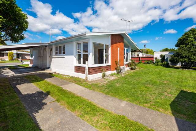 3 Newbourne Crescent Redwoodtown_2