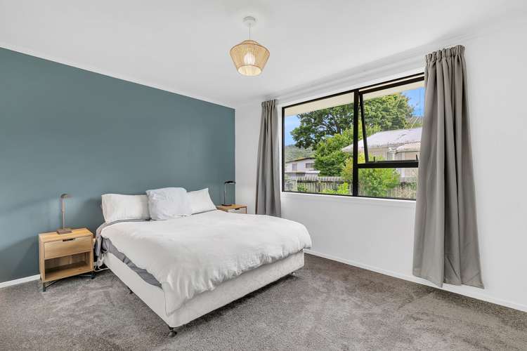 8 Kentucky Street Totara Park_14