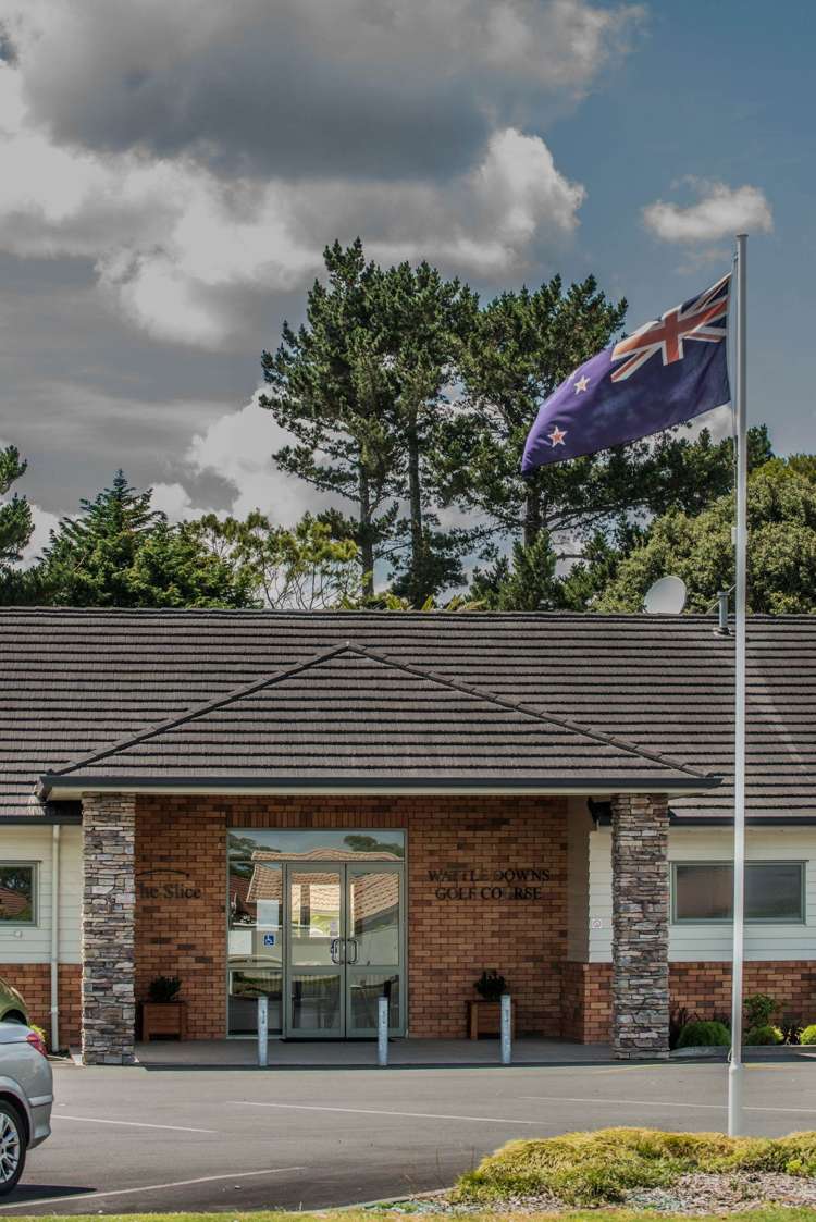 13 Lothian Brae Wattle Downs_22