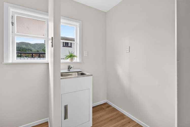 7 Norfolk Street Wainuiomata_15