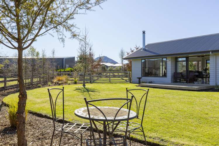 3 Karaka Place Kinloch_5