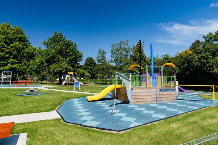 10 Kilgour Street Waihola_29