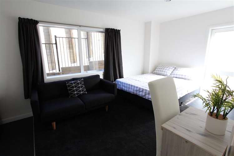 B/1/5 Edgecumbe Street 3295_3