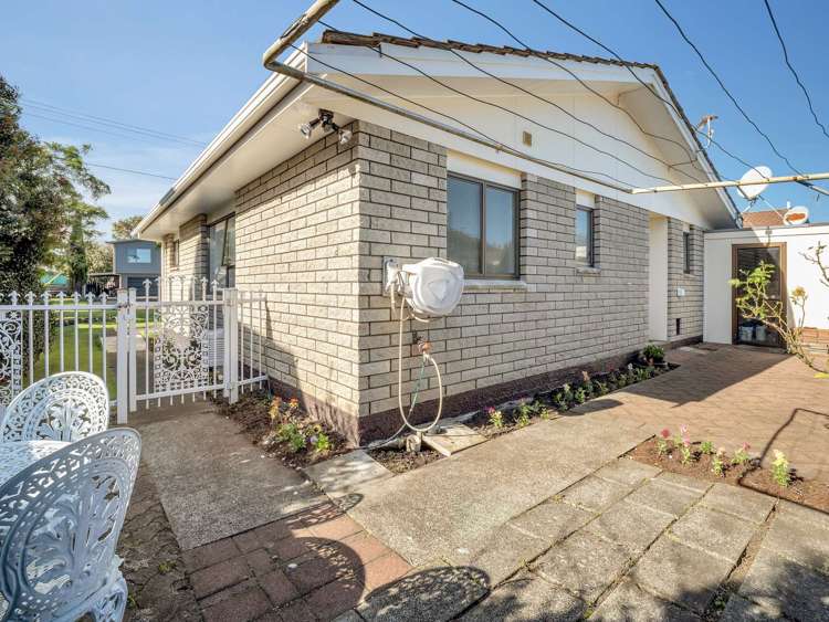63B Somerset Road Springvale_14