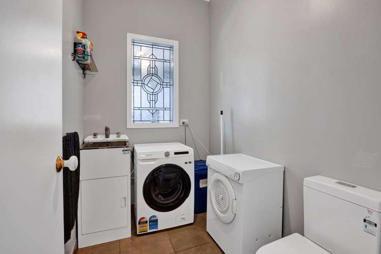 25 Collins Street Hawera_10