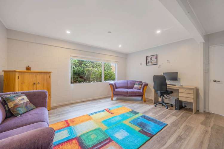 2/4 Rangitoto Terrace Milford_11