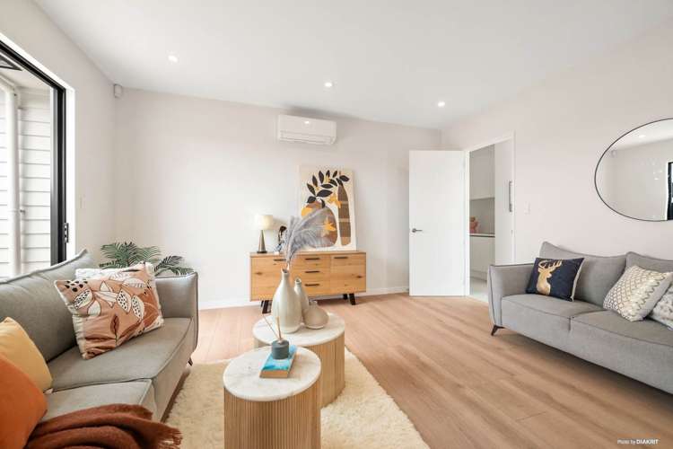 68 Parish Drive Wainui_11