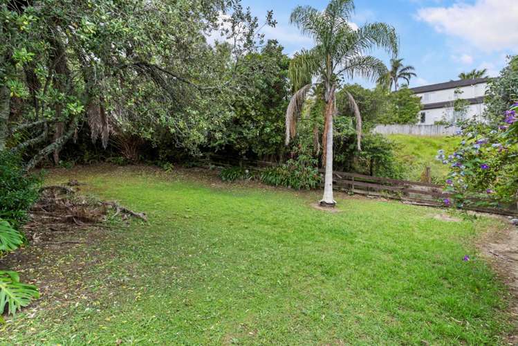 23 Wyoming Avenue Murrays Bay_18