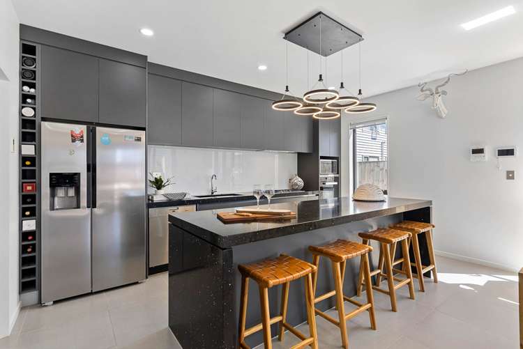 8 Makura Road Long Bay_8