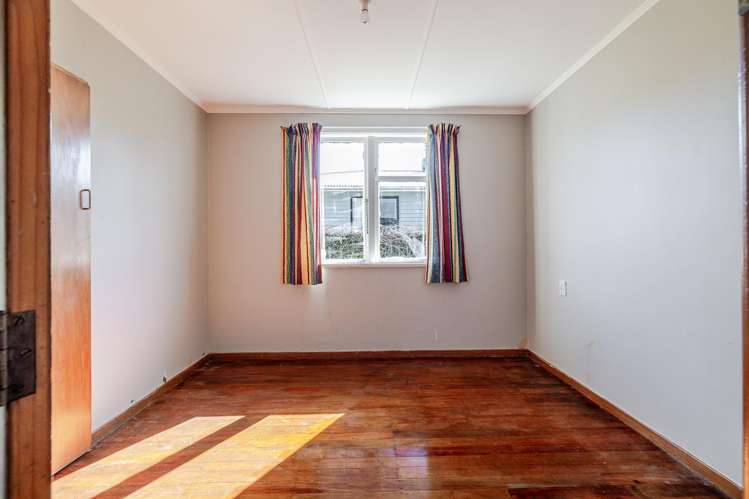 16 Hamilton Street Pahiatua_7