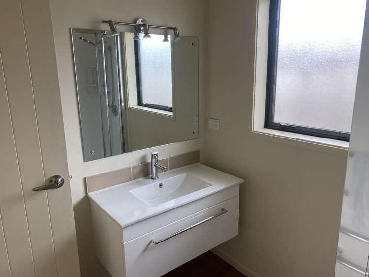 77 Denbigh Street Feilding_10