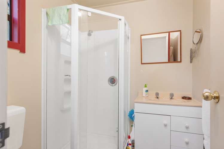 62a Kent Street Picton_12