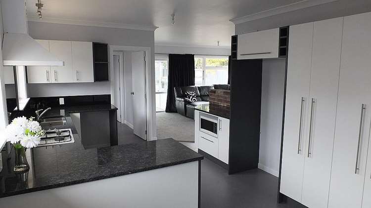 124 Springs Road Hornby_5