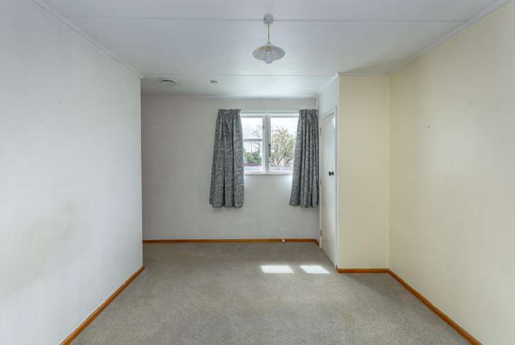 33 Stuart Crescent Masterton_13