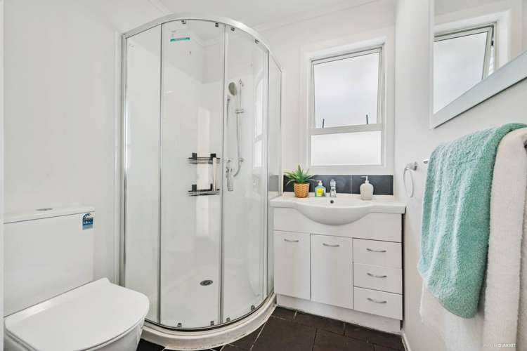 24 Kirby Street Glendene_13