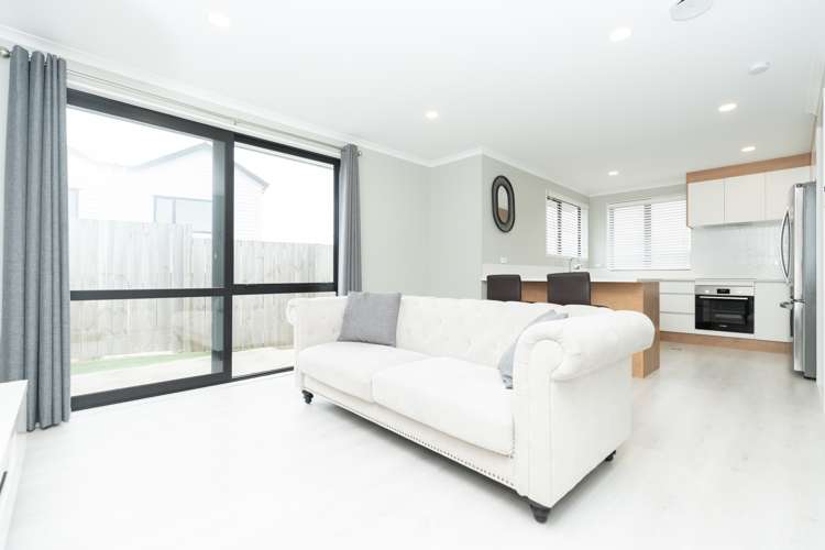 2/14 Arahi Place Rototuna North_2