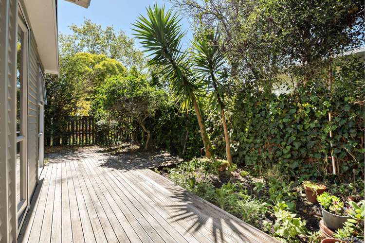 62a Tonar Street Northcote_13