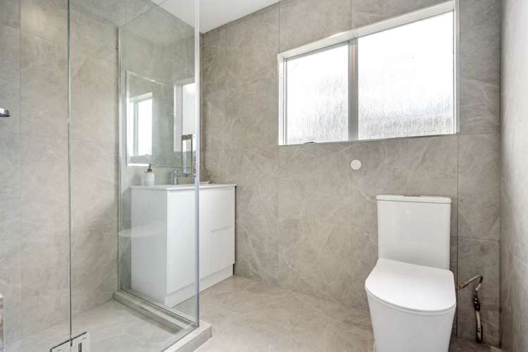 2/69 Birdwood Road Pukekohe_9