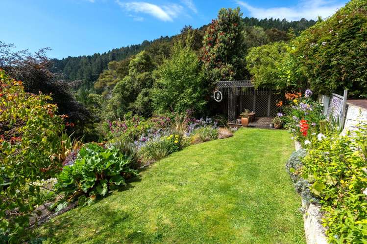 29 Thornicroft Road Waitati_20