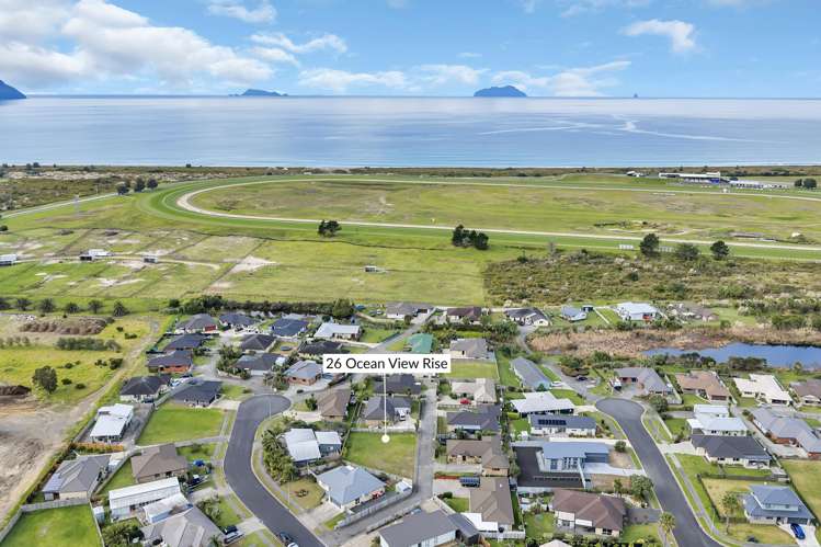 26 Ocean View Rise Ruakākā_3