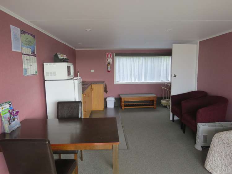 52 Antrim Street Catlins Surrounds_14