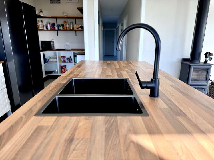 9 Surrey Street Orepuki_21