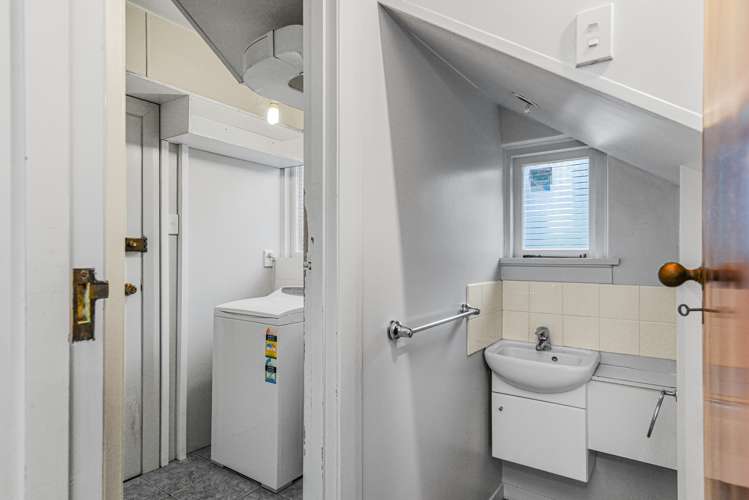 53 Garfield Avenue Roslyn_17