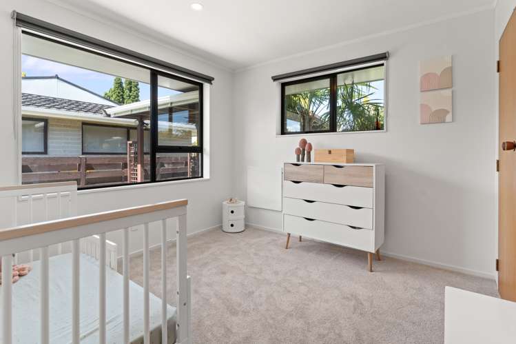 1 Cobham Place Solway_10